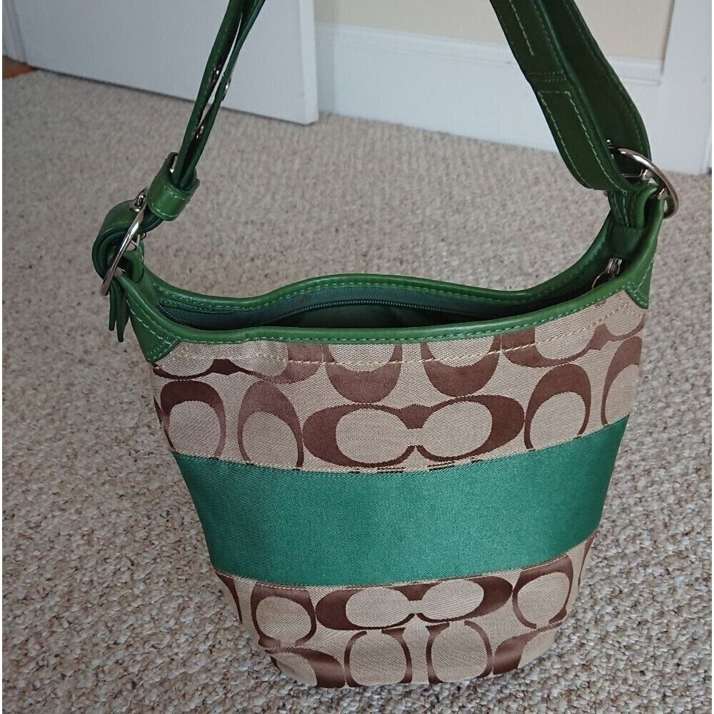 Coach Signature Classic C Bucket Bag - green/Tan color